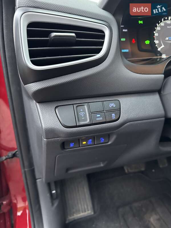 Лифтбек Hyundai Ioniq 2019 в Луцке