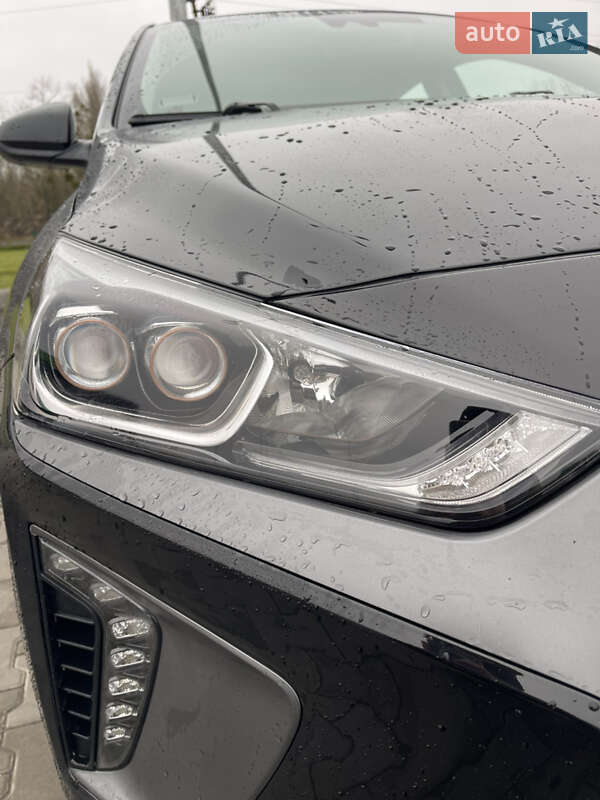 Хэтчбек Hyundai Ioniq 2017 в Луцке