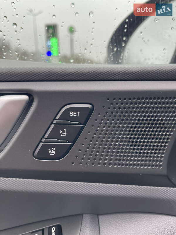 Хэтчбек Hyundai Ioniq 2017 в Луцке