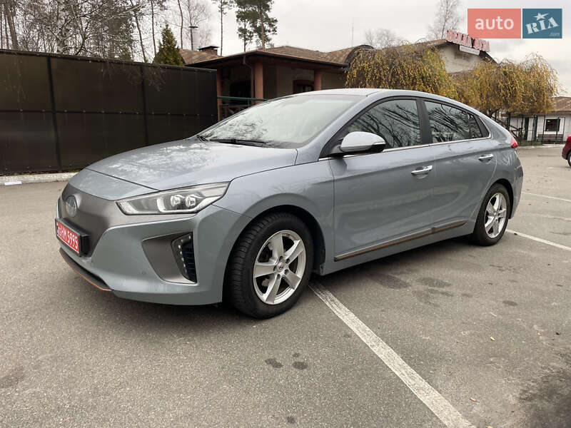 Хэтчбек Hyundai Ioniq 2017 в Жашкове