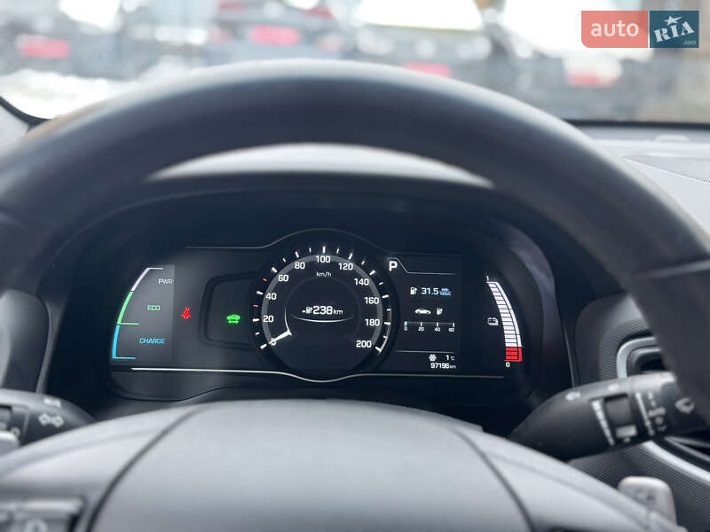 Хэтчбек Hyundai Ioniq 2017 в Ровно