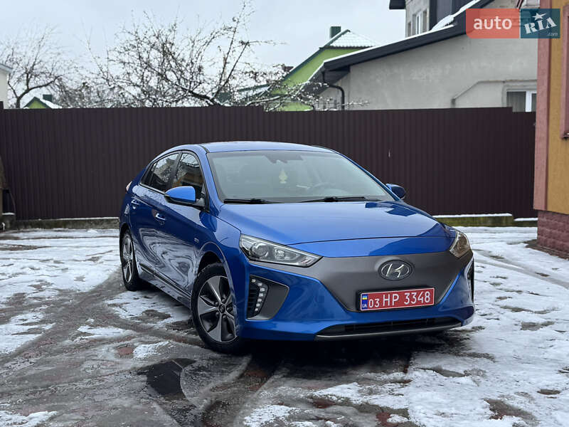 Хэтчбек Hyundai Ioniq 2017 в Ровно