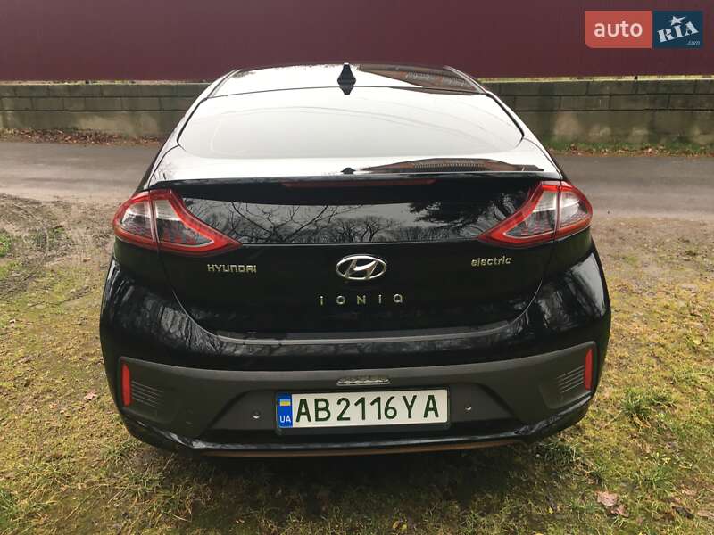 Хэтчбек Hyundai Ioniq 2016 в Виннице
