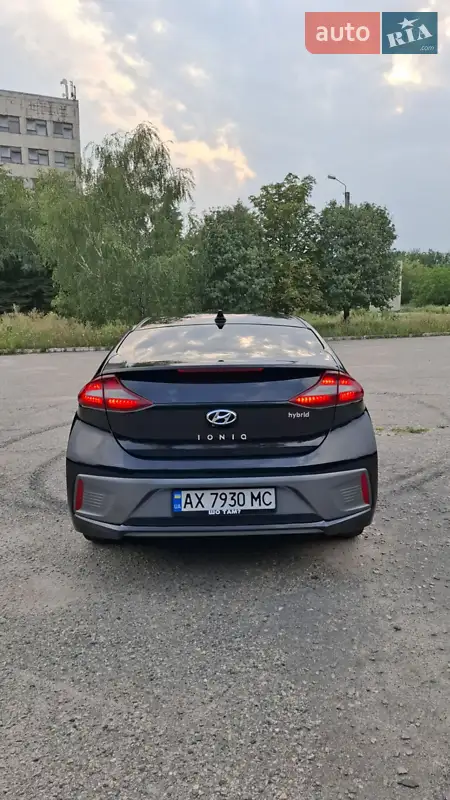 Hyundai Ioniq 2017 VIN KMHC75LC1HU050434 фото оголошення 8 з 55