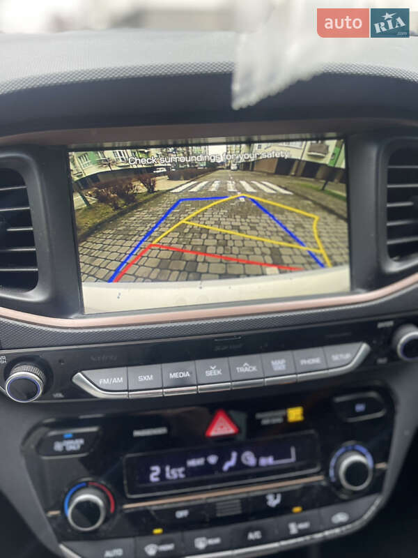 Хэтчбек Hyundai Ioniq 2017 в Ивано-Франковске