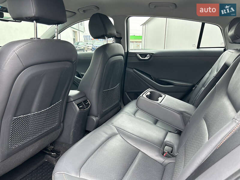 Хэтчбек Hyundai Ioniq 2017 в Виннице фото 11 Хэтчбек Hyundai Ioniq 2017 в Виннице
