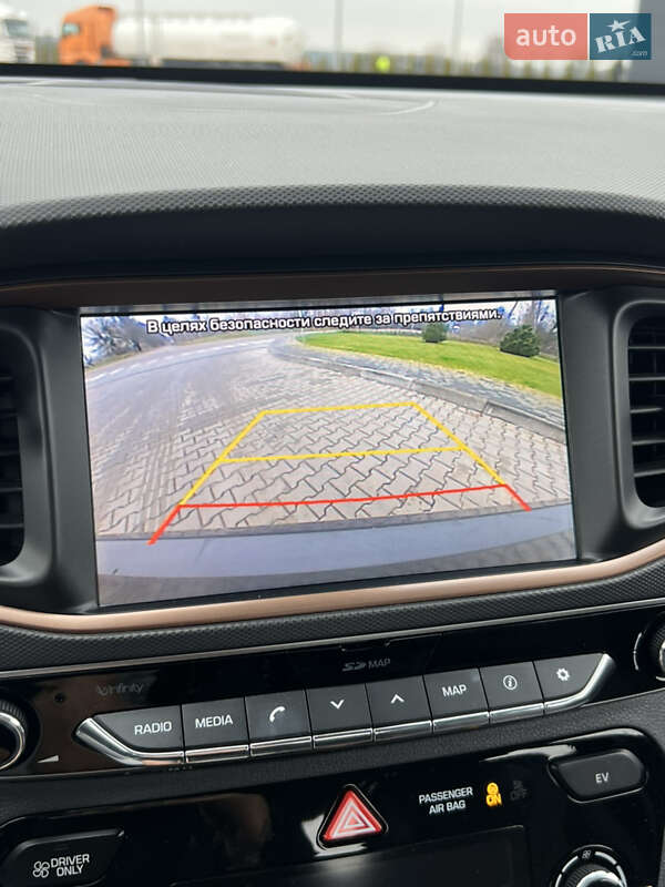 Хэтчбек Hyundai Ioniq 2018 в Луцке