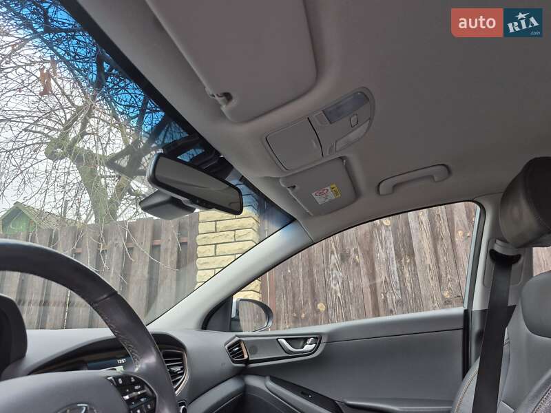 Хэтчбек Hyundai Ioniq 2017 в Виннице