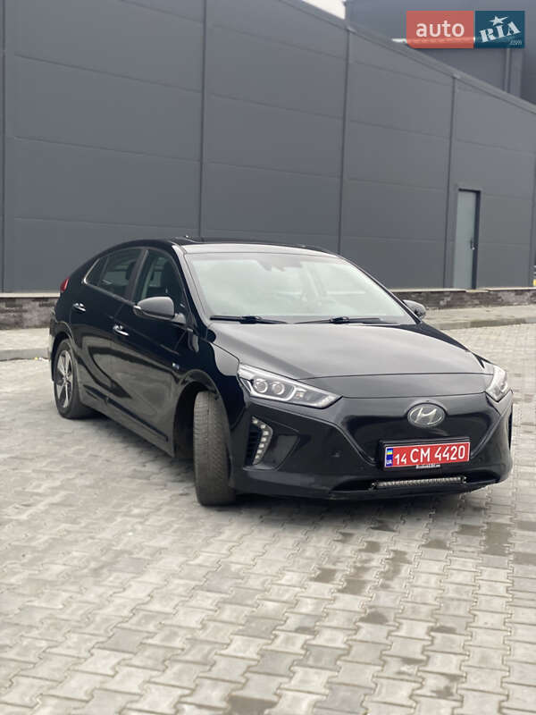 Хетчбек Hyundai Ioniq 2017 в Бережанах фото 9 Хетчбек Hyundai Ioniq 2017 в Бережанах