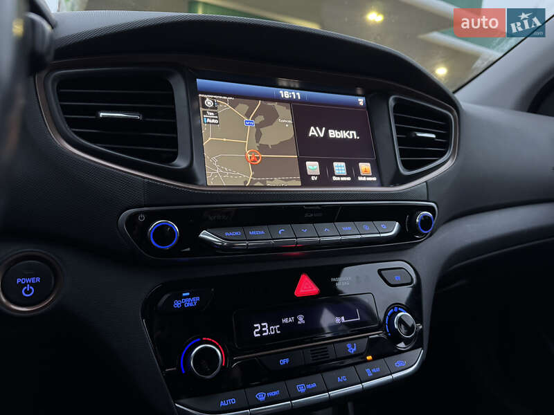 Хетчбек Hyundai Ioniq 2017 в Тернополі фото 15 Хетчбек Hyundai Ioniq 2017 в Тернополі