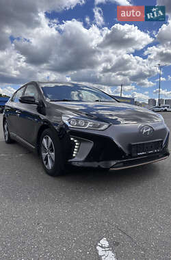 Хетчбек Hyundai Ioniq 2017 в Києві