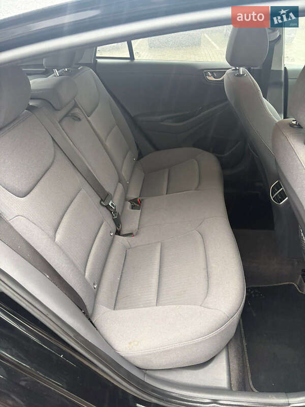 Лифтбек Hyundai Ioniq 2020 в Ровно фото 28 Лифтбек Hyundai Ioniq 2020 в Ровно