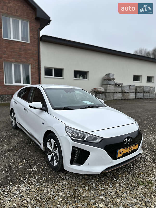 Хетчбек Hyundai Ioniq 2018 в Коломиї