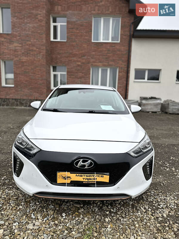 Хетчбек Hyundai Ioniq 2018 в Коломиї