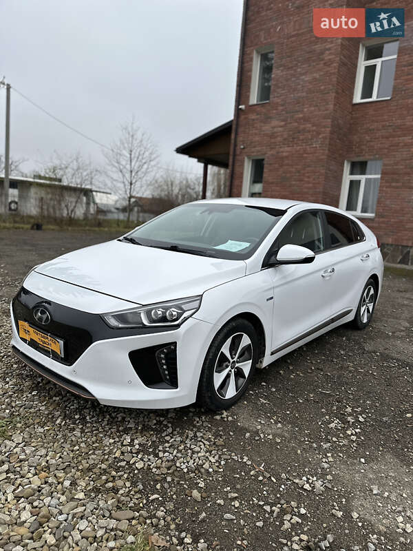 Хетчбек Hyundai Ioniq 2018 в Коломиї