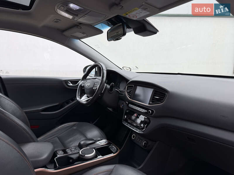 Хетчбек Hyundai Ioniq 2018 в Вінниці