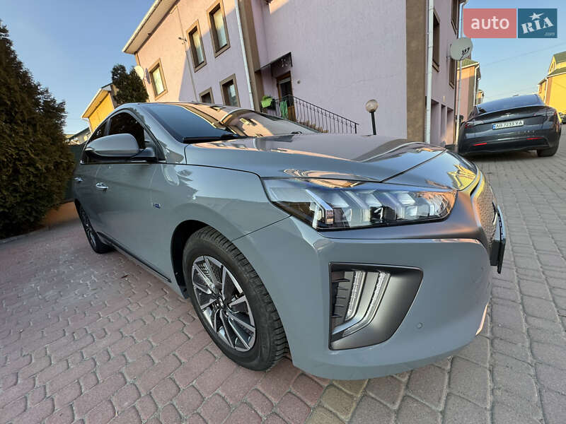 Лифтбек Hyundai Ioniq 2019 в Виннице
