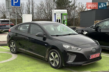 Хэтчбек Hyundai Ioniq 2017 в Киеве