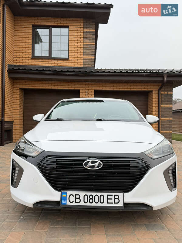 Хэтчбек Hyundai Ioniq 2017 в Чернигове