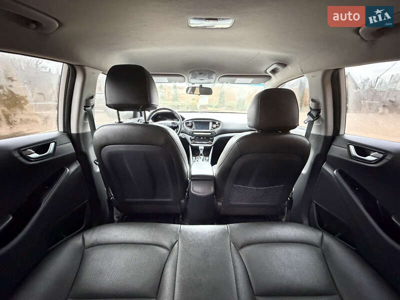 Хэтчбек Hyundai Ioniq 2017 в Чернигове