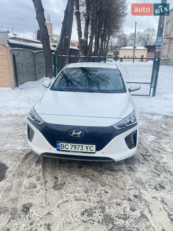 Хетчбек Hyundai Ioniq 2018 в Львові