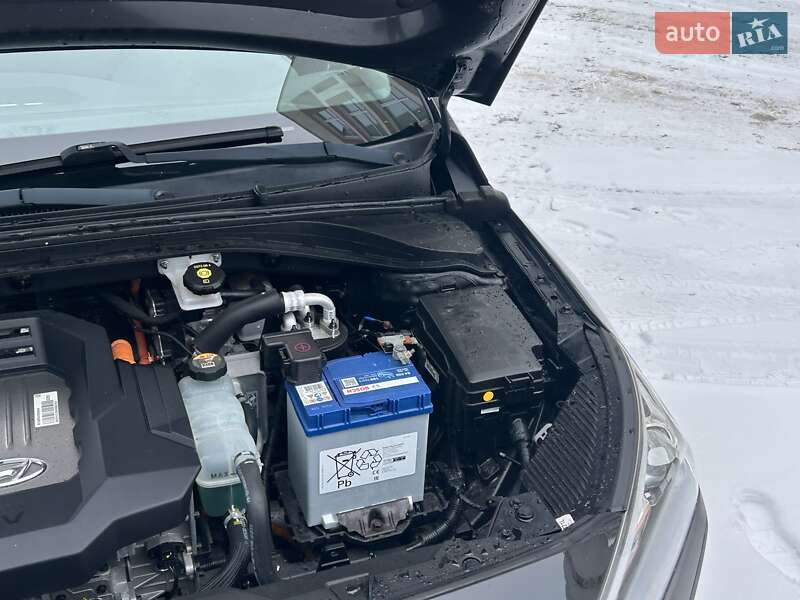 Хетчбек Hyundai Ioniq 2017 в Тернополі
