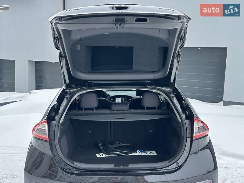 Хетчбек Hyundai Ioniq 2017 в Тернополі