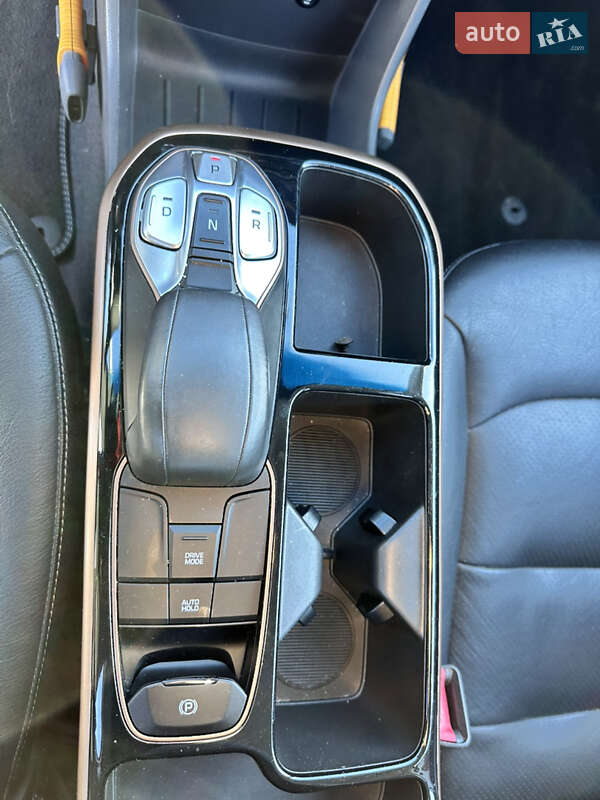 Хэтчбек Hyundai Ioniq 2018 в Староконстантинове фото 16 Хэтчбек Hyundai Ioniq 2018 в Староконстантинове