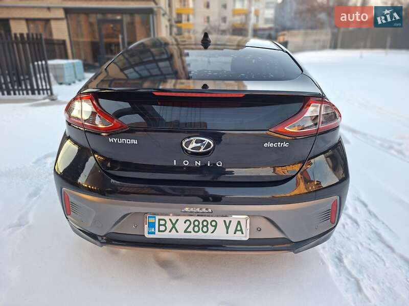 Лифтбек Hyundai Ioniq 2019 в Хмельницком