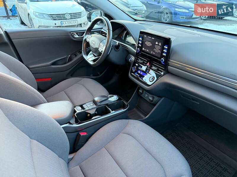 Ліфтбек Hyundai Ioniq 2021 в Києві
