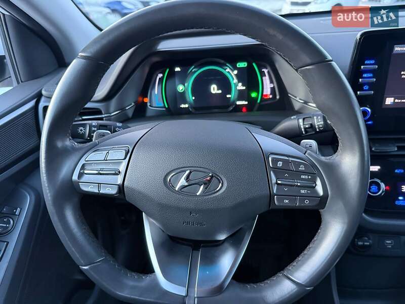 Ліфтбек Hyundai Ioniq 2021 в Києві