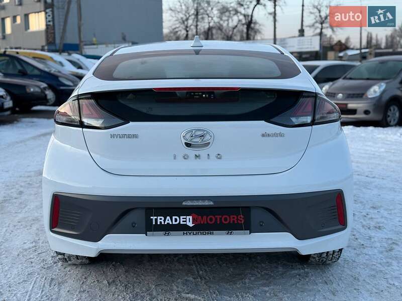 Ліфтбек Hyundai Ioniq 2021 в Києві