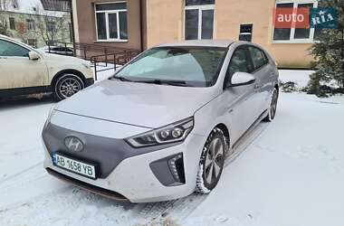 Хетчбек Hyundai Ioniq 2017 в Вінниці