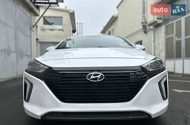 Хэтчбек Hyundai Ioniq 2018 в Одессе