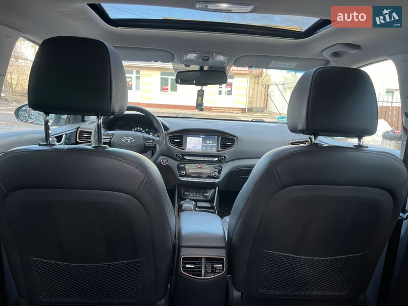 Хэтчбек Hyundai Ioniq 2018 в Ровно