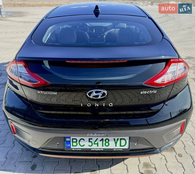 Хэтчбек Hyundai Ioniq 2017 в Бродах