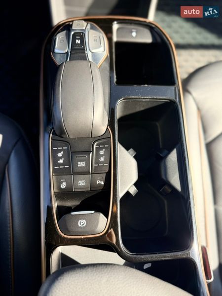 Хэтчбек Hyundai Ioniq 2017 в Бродах