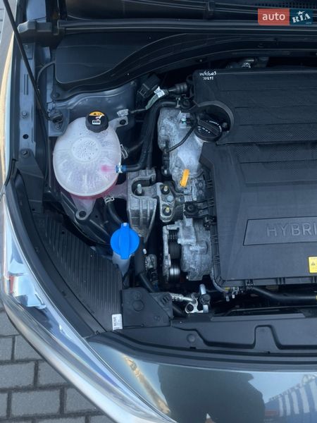 Лифтбек Hyundai Ioniq 2021 в Киеве