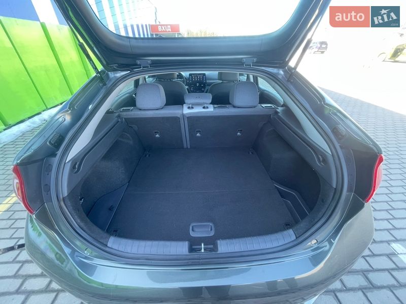 Лифтбек Hyundai Ioniq 2021 в Киеве