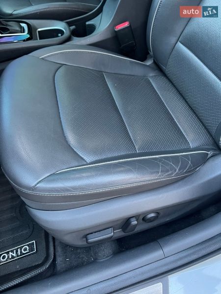 Хэтчбек Hyundai Ioniq 2018 в Одессе