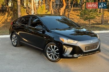 Хэтчбек Hyundai Ioniq 2018 в Киеве