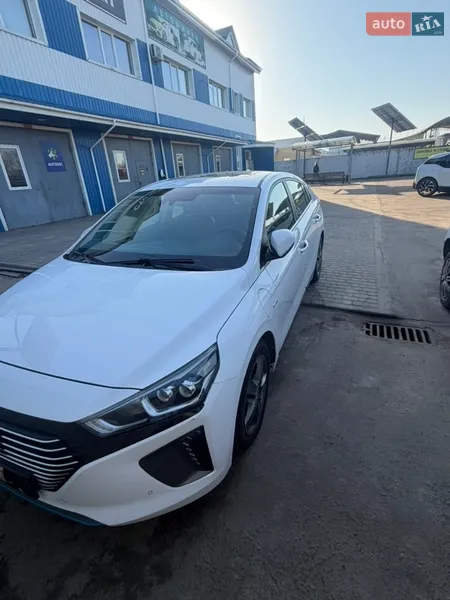 Hyundai Ioniq