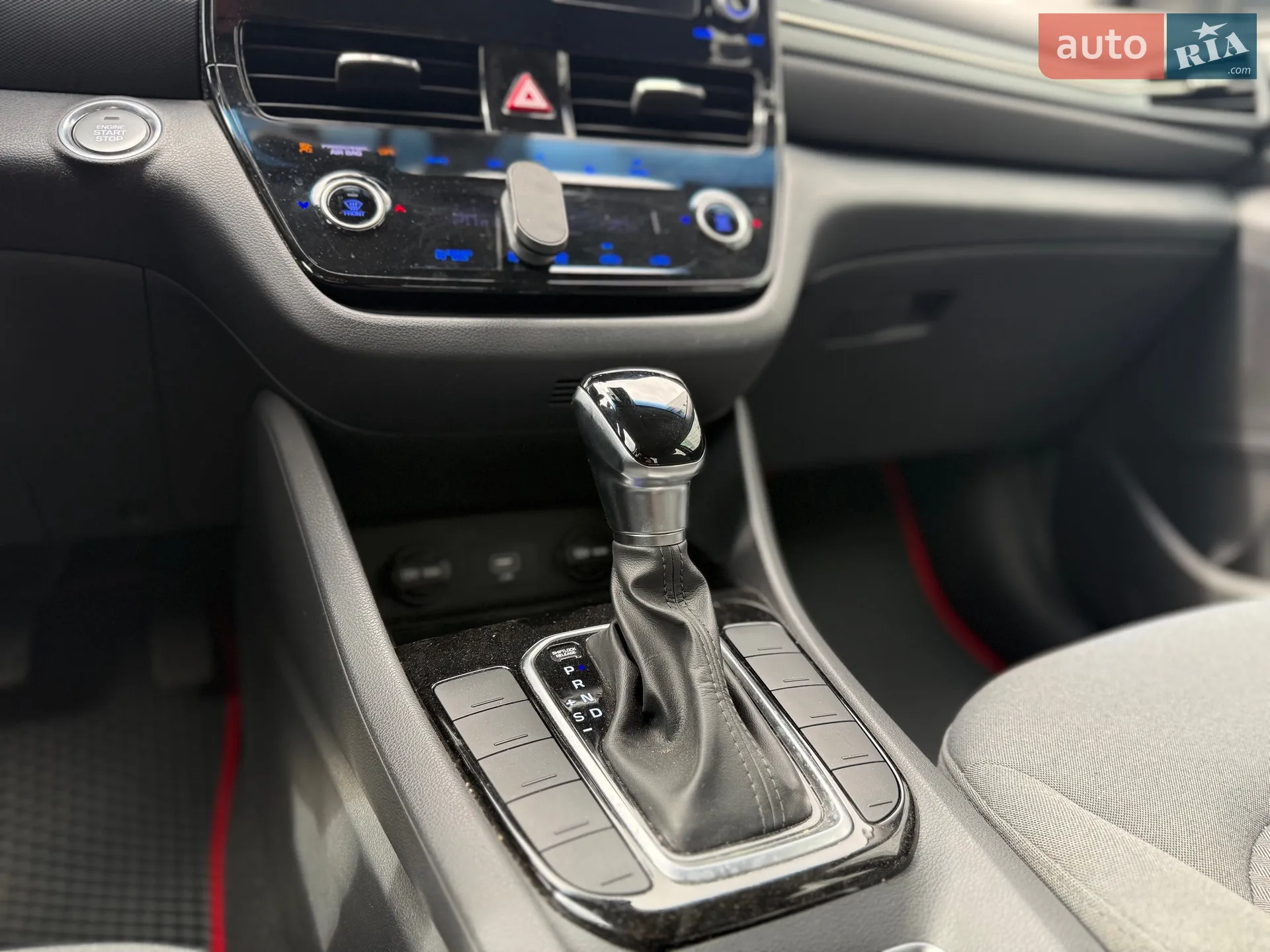 2020 Hyundai IONIQ - мініатюра 21