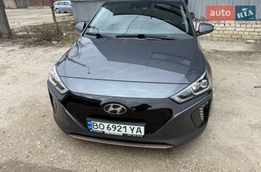 Лифтбек Hyundai Ioniq 2018 в Тернополе
