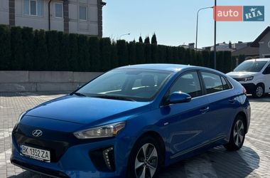 Хетчбек Hyundai Ioniq 2018 в Рівному