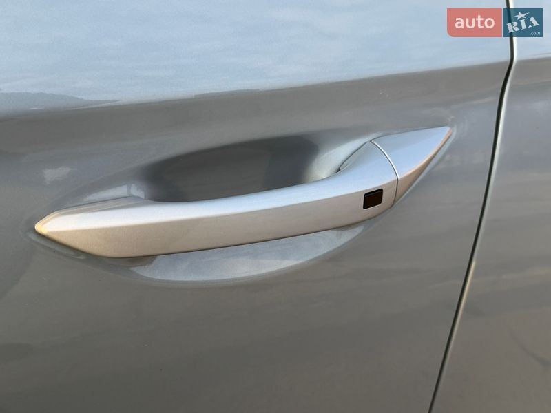 Хэтчбек Hyundai Ioniq 2018 в Тернополе