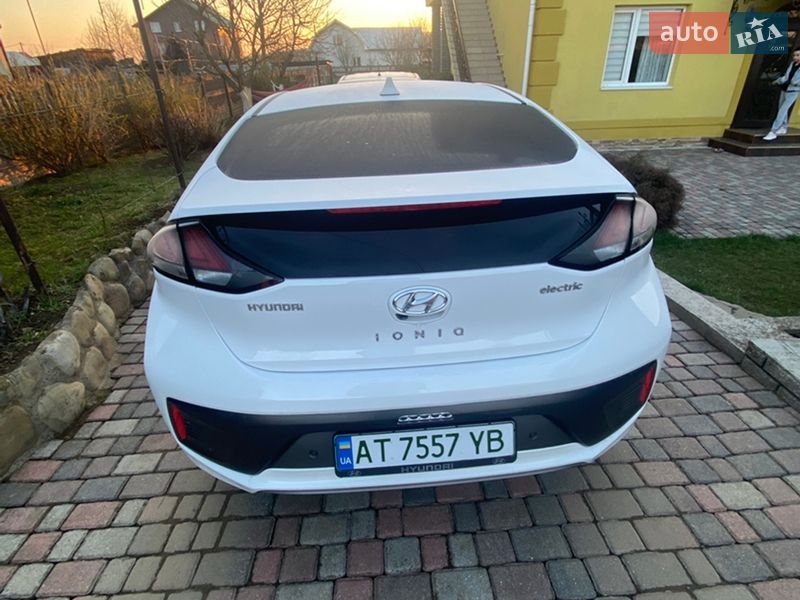 Лифтбек Hyundai Ioniq 2019 в Богородчанах