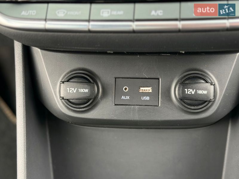 Хэтчбек Hyundai Ioniq 2018 в Тернополе