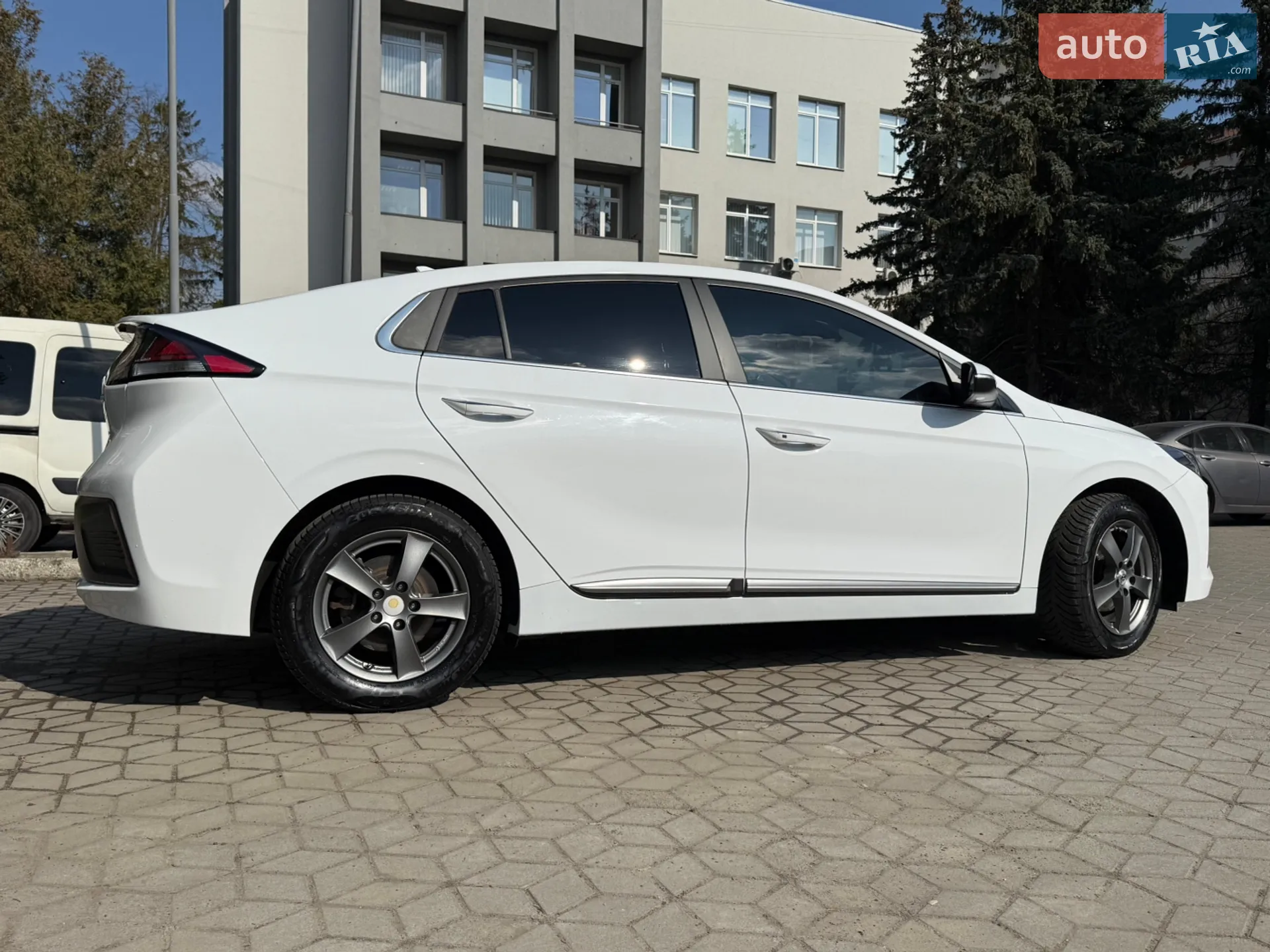 2021 Hyundai IONIQ - мініатюра 19