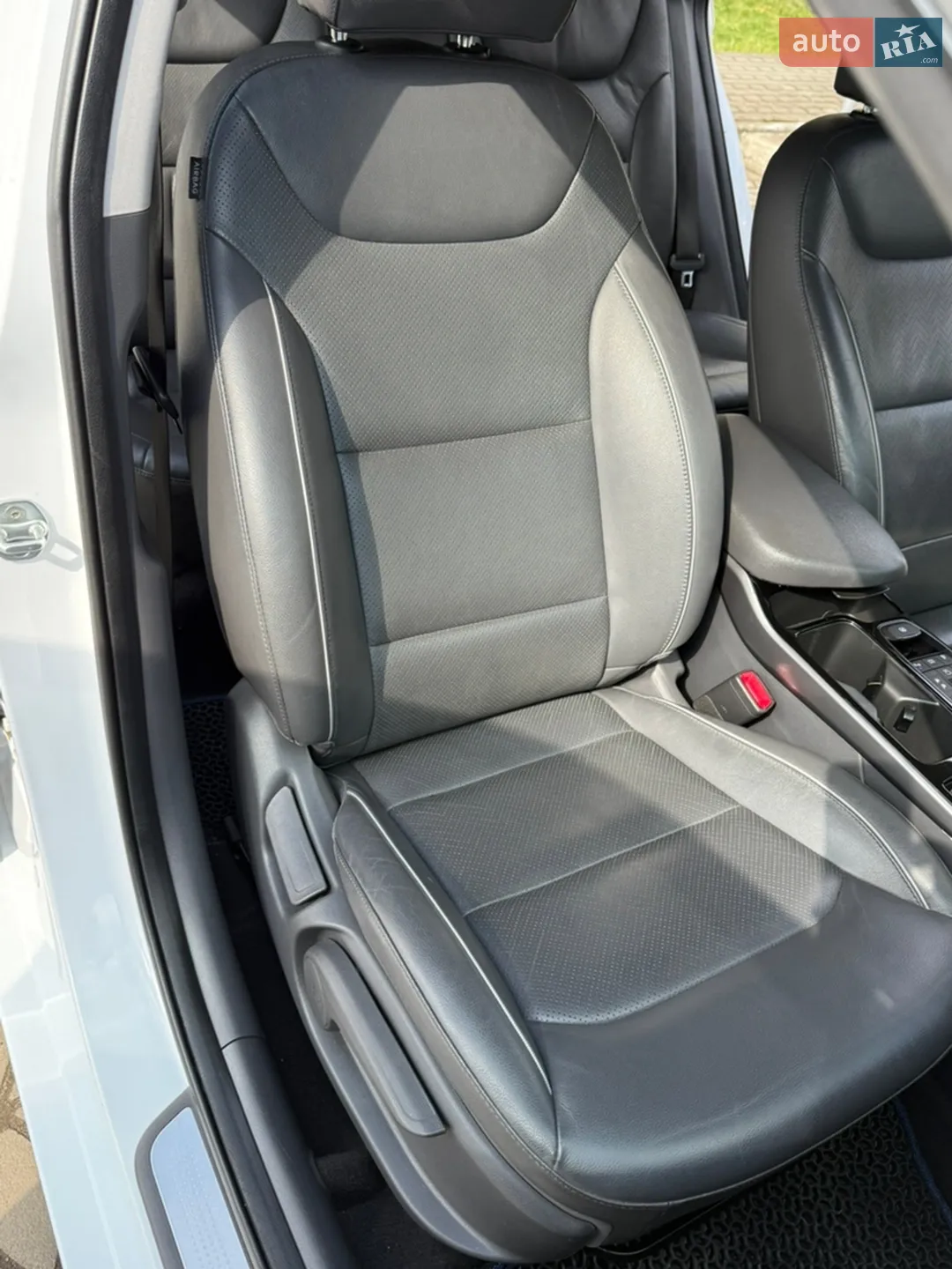 2021 Hyundai IONIQ - мініатюра 75